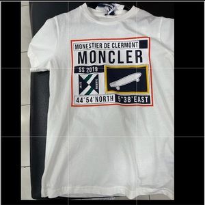 Boys Moncler T-shirt size 12